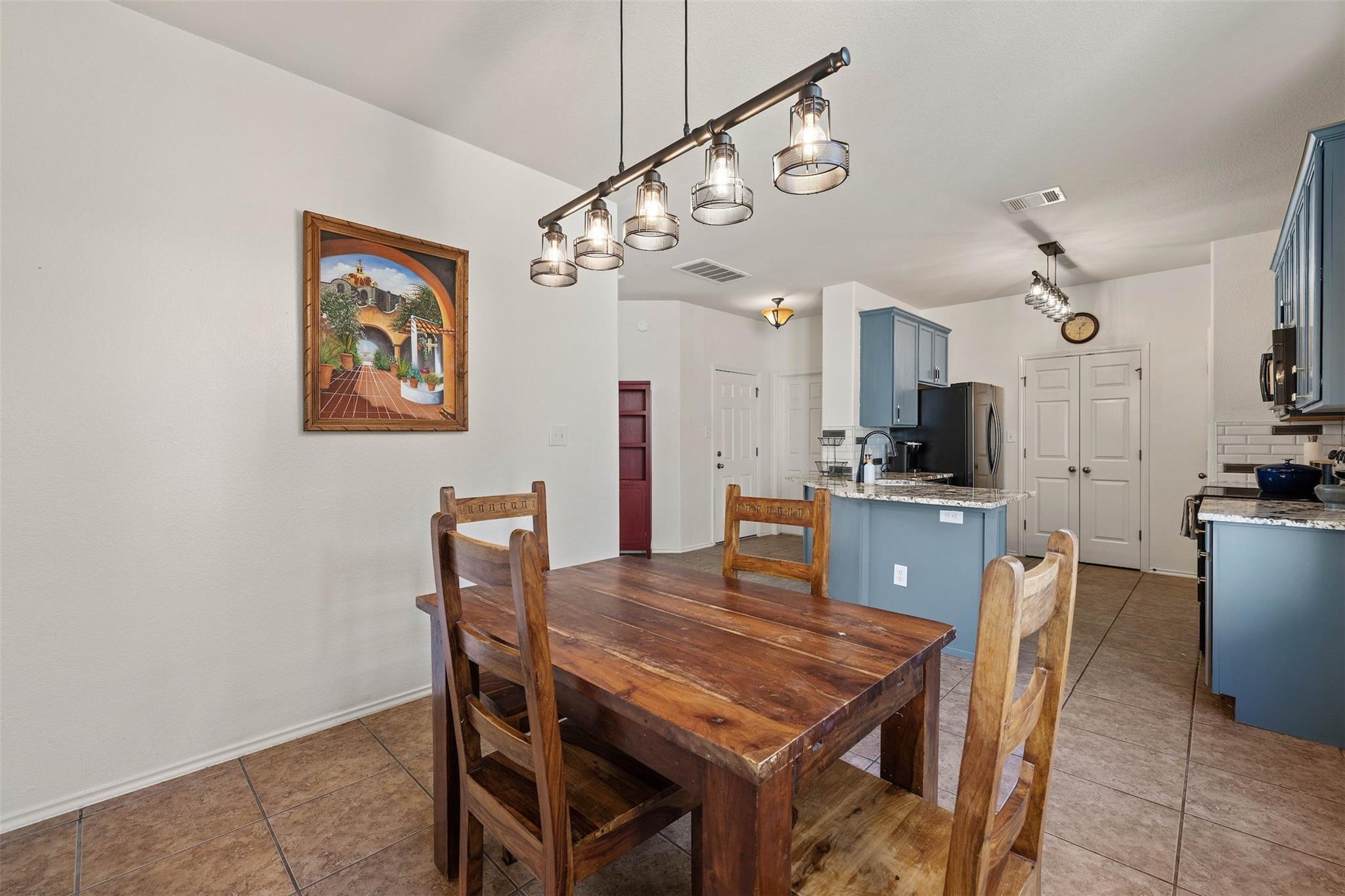 20980 Waterside Dr # 40, Lago Vista, TX 78645