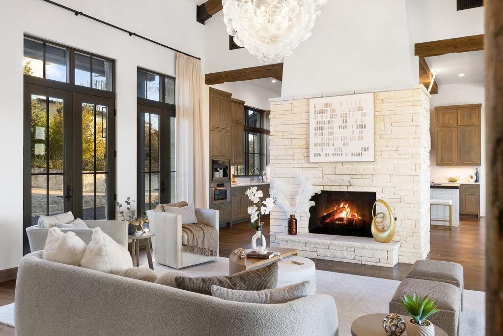 12625 Maidenhair Ln # 27, Bee Cave, TX 78738