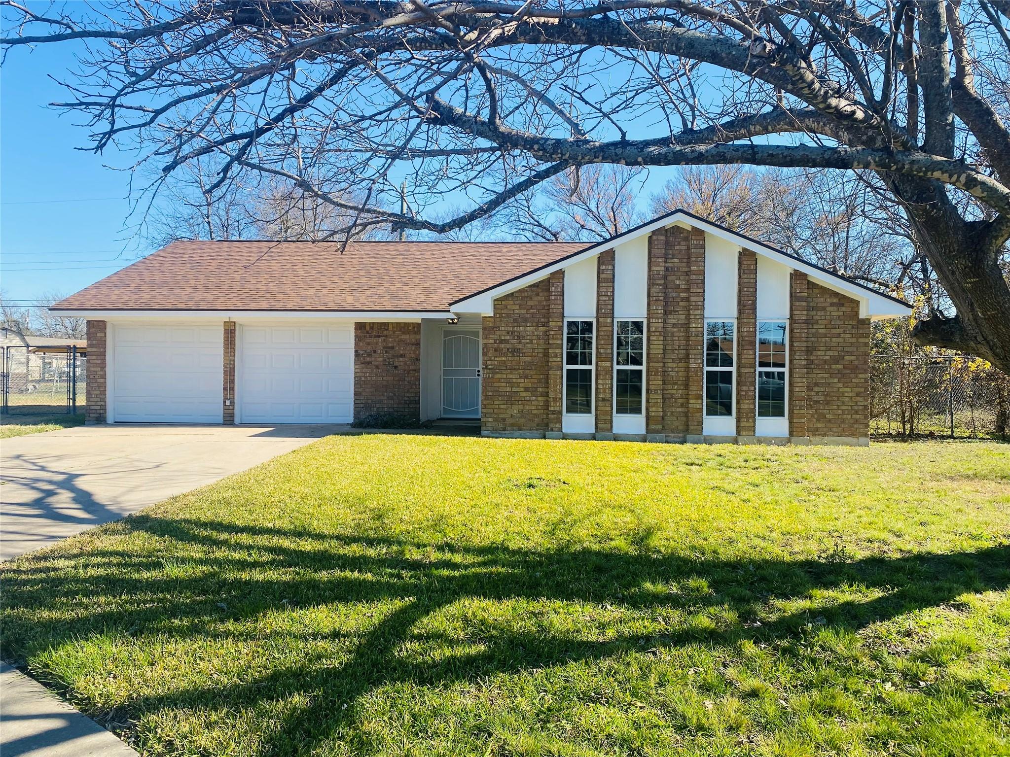 2104 Beta Cir, Killeen, TX 76543