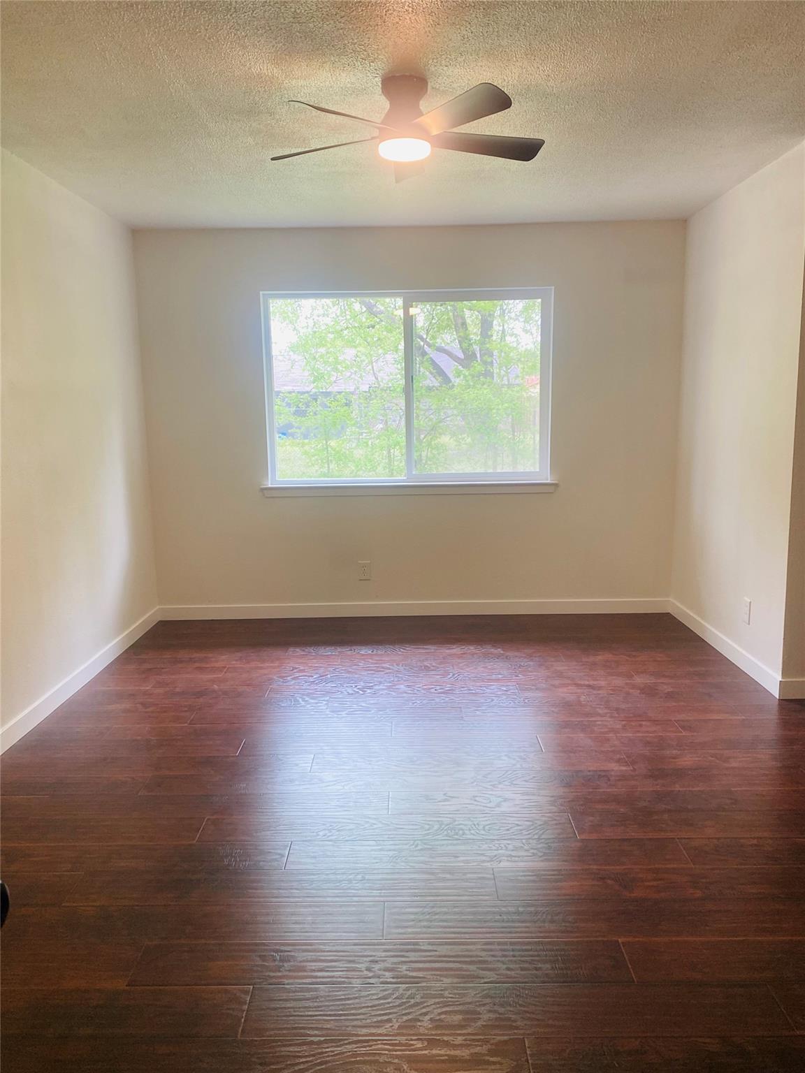 2104 Beta Cir, Killeen, TX 76543