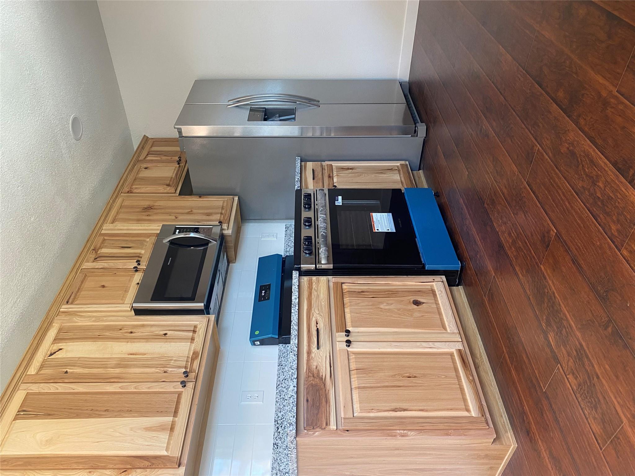 2104 Beta Cir, Killeen, TX 76543