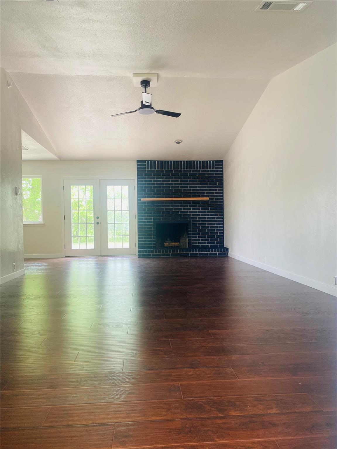 2104 Beta Cir, Killeen, TX 76543