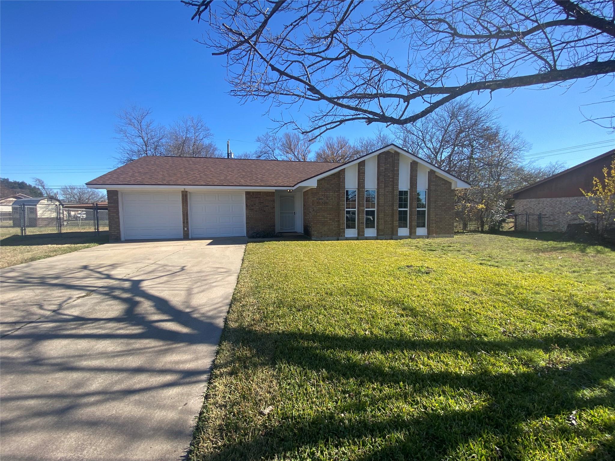 2104 Beta Cir, Killeen, TX 76543