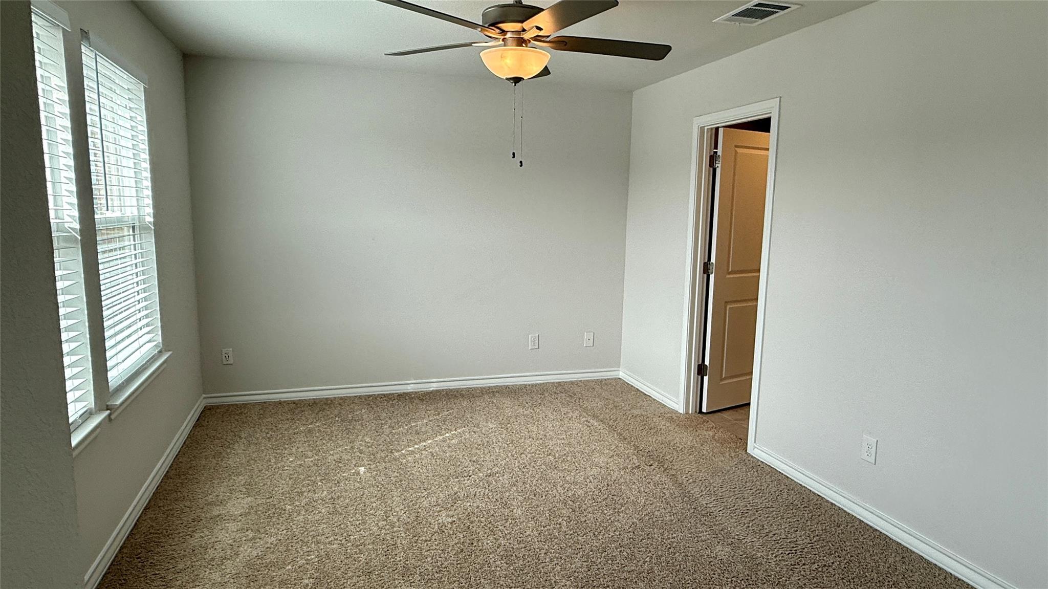 712 Long Run, Liberty Hill, TX 78642