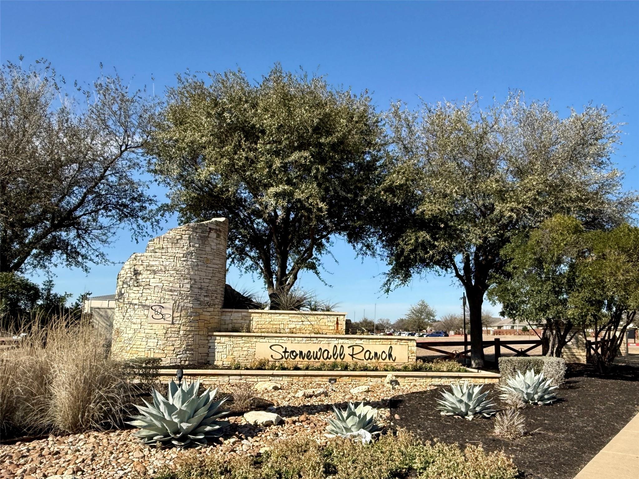 712 Long Run, Liberty Hill, TX 78642