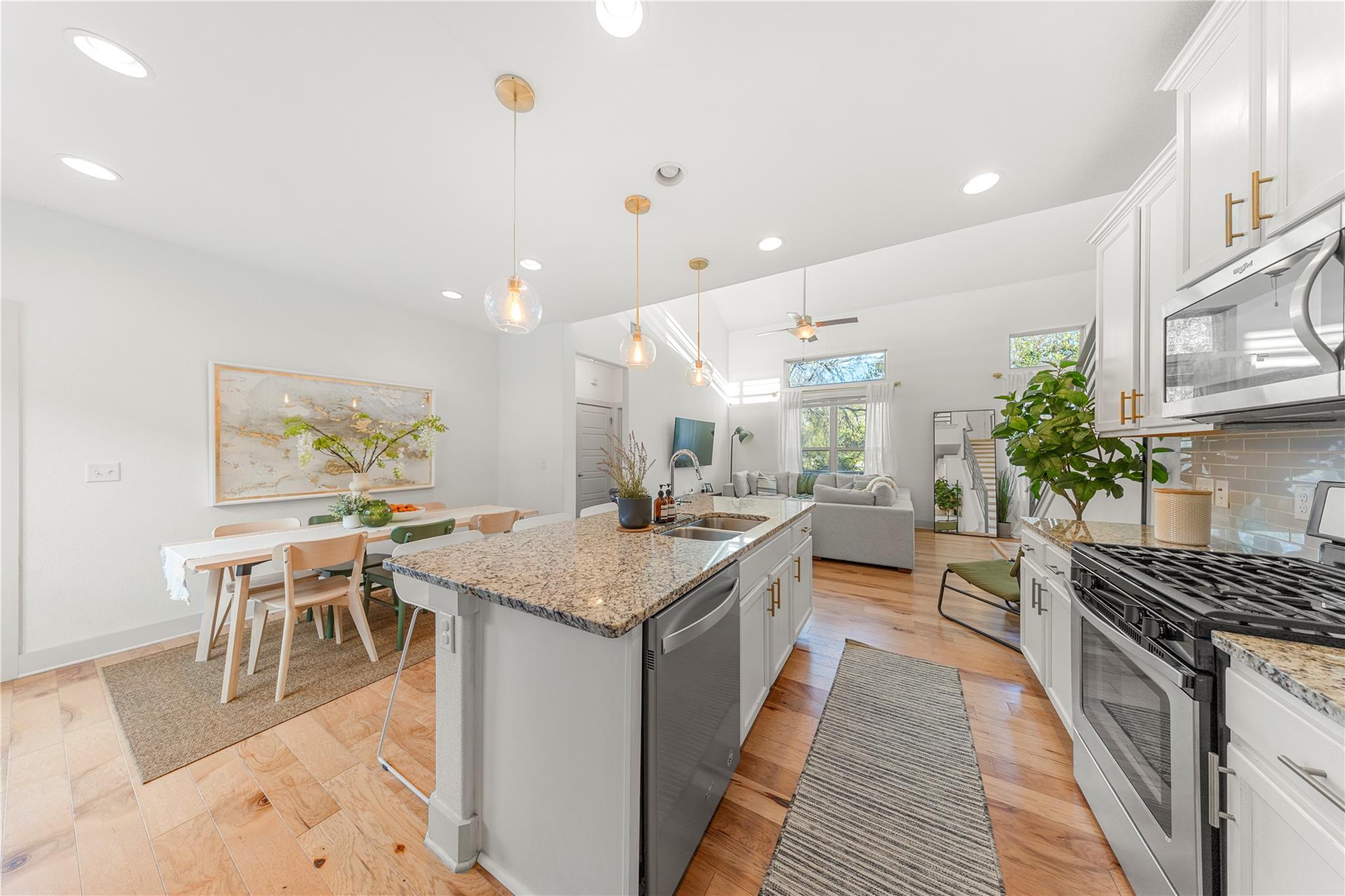 808 Cottage Bank Trl # 14, Austin, TX 78748