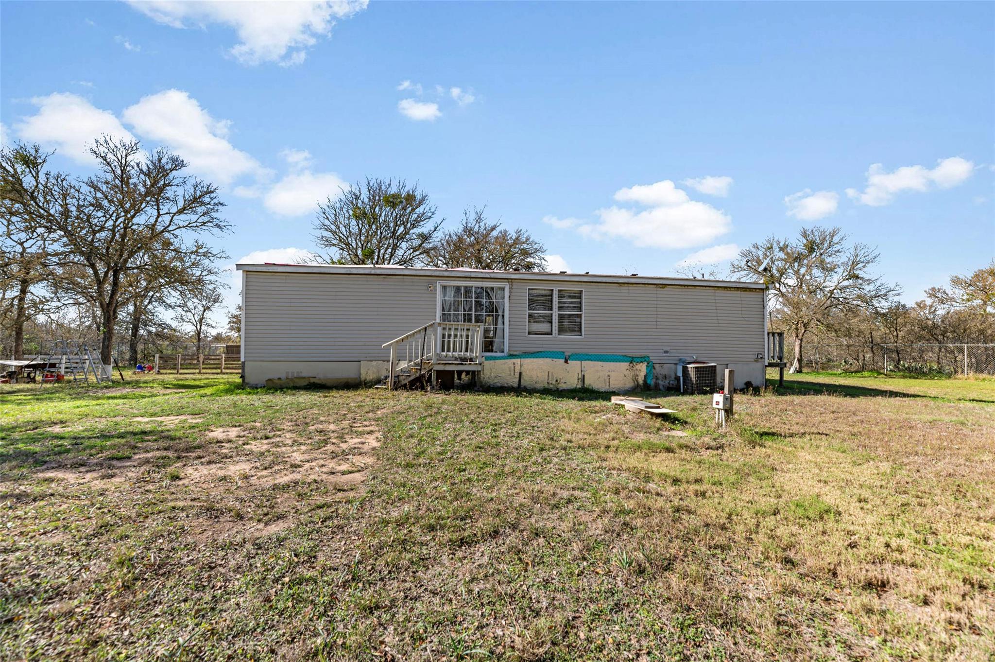 214 The Ranch Rd, Del Valle, TX 78617