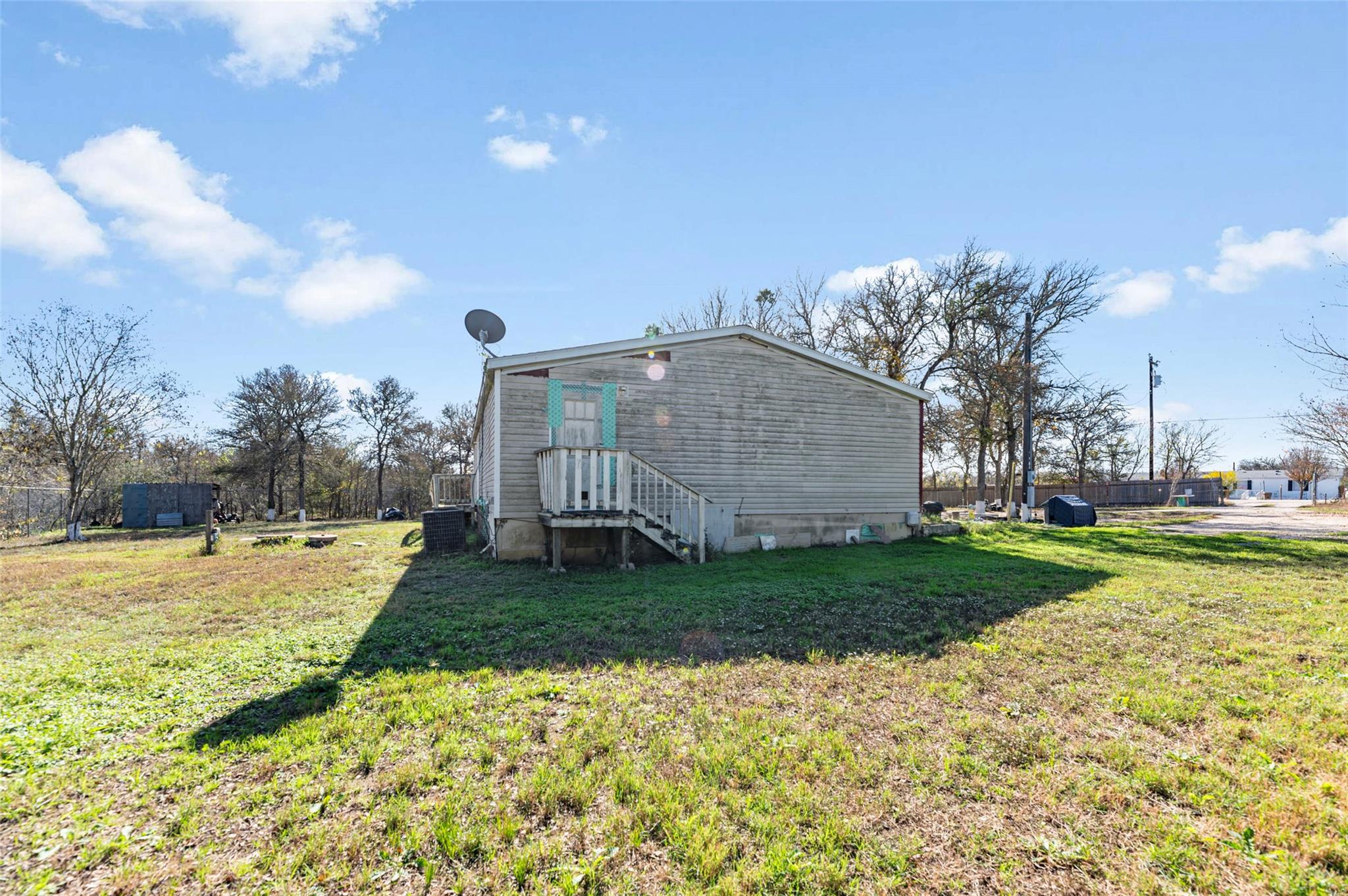 214 The Ranch Rd, Del Valle, TX 78617