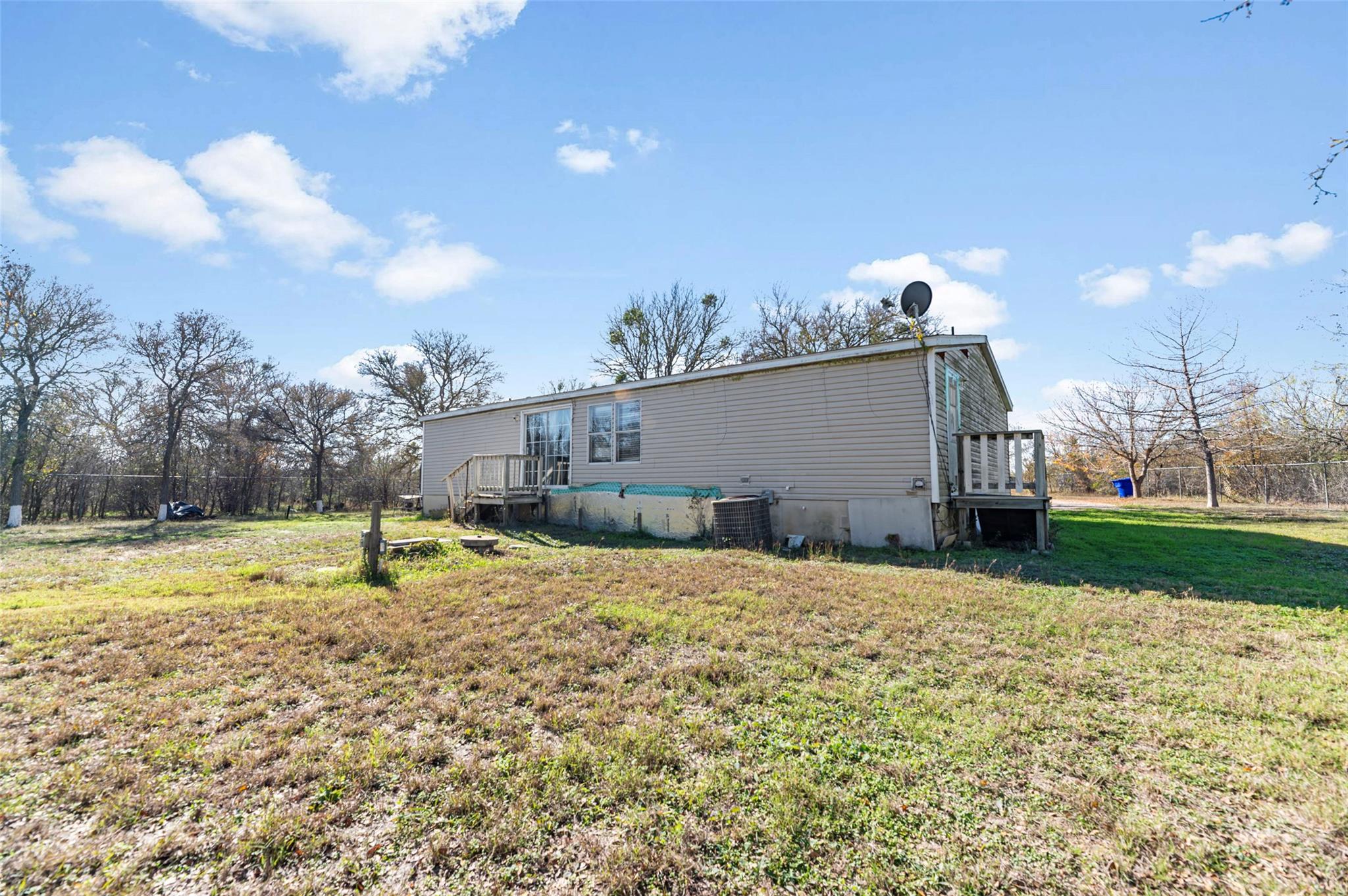 214 The Ranch Rd, Del Valle, TX 78617