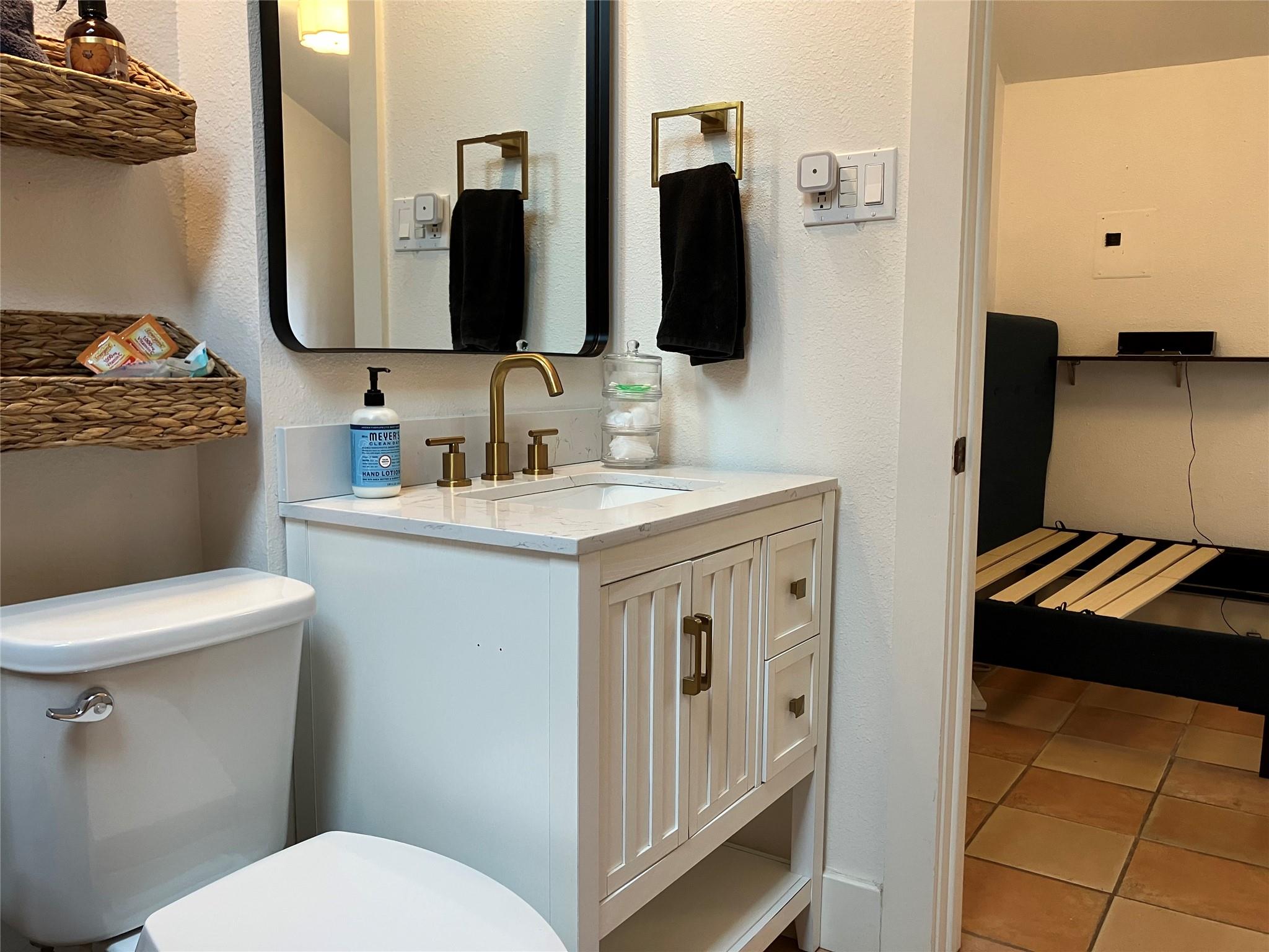 1916 W 39th St, Austin, TX 78731