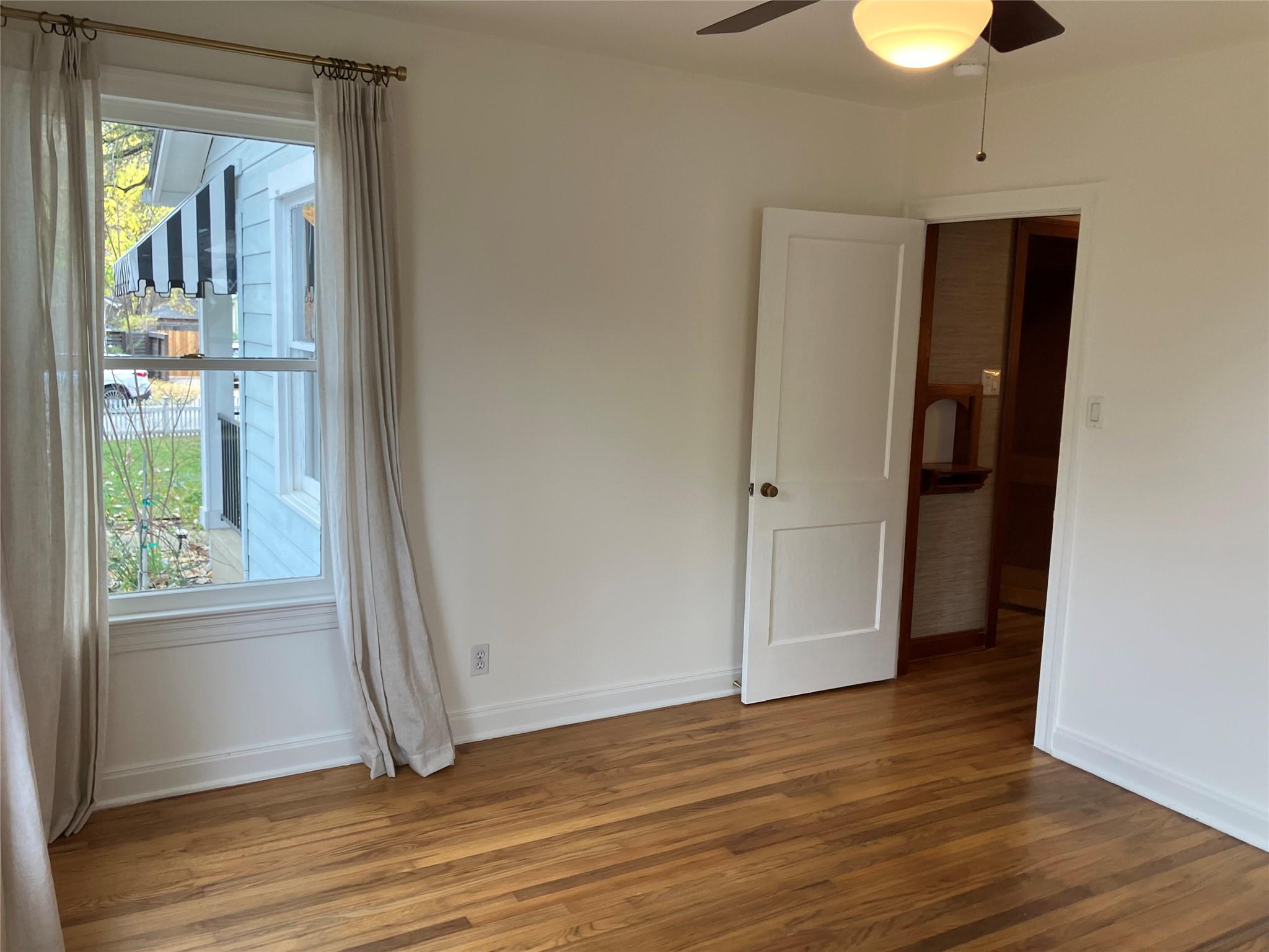 1916 W 39th St, Austin, TX 78731