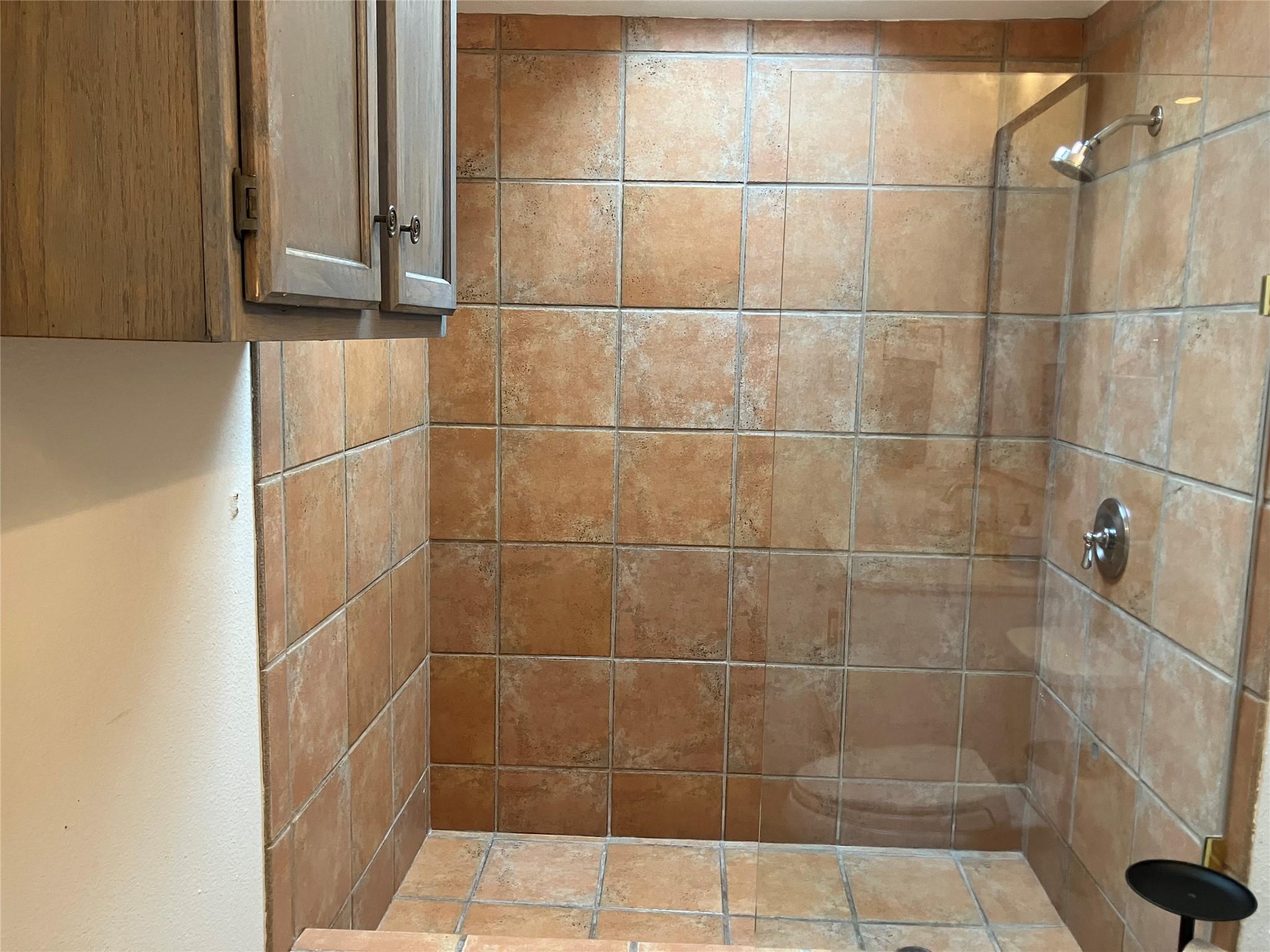 1916 W 39th St, Austin, TX 78731