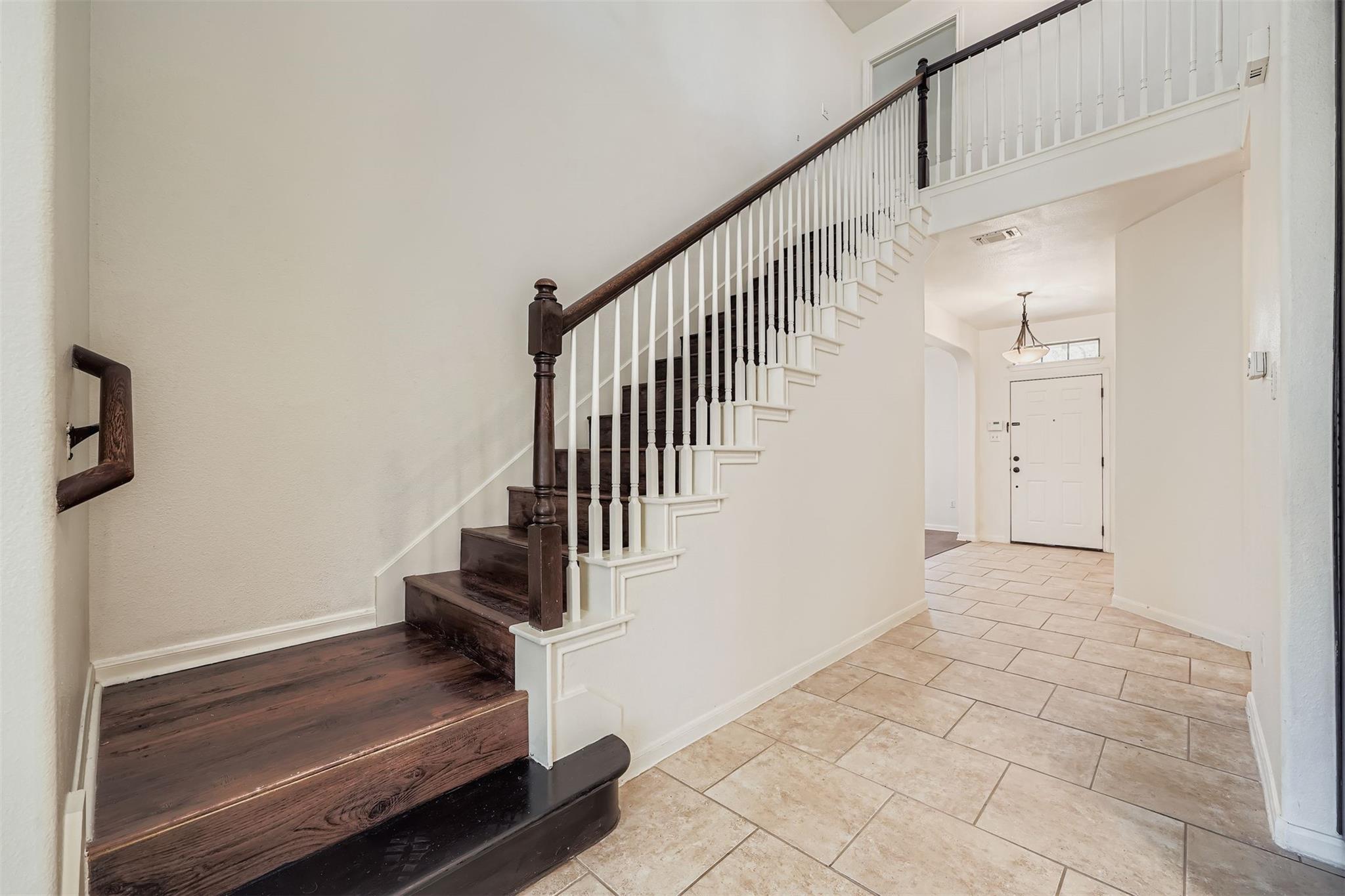 212 Great Circle Cv, Austin, TX 78717