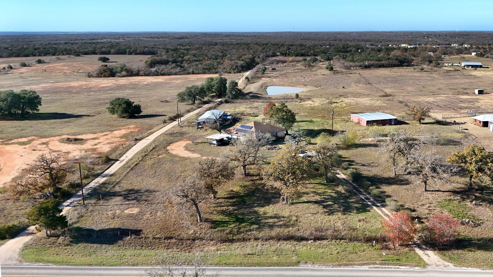 162 Fm 672 Rd, Dale, TX 78616