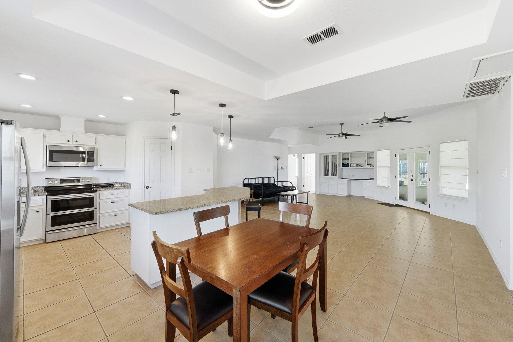 162 Fm 672 Rd, Dale, TX 78616