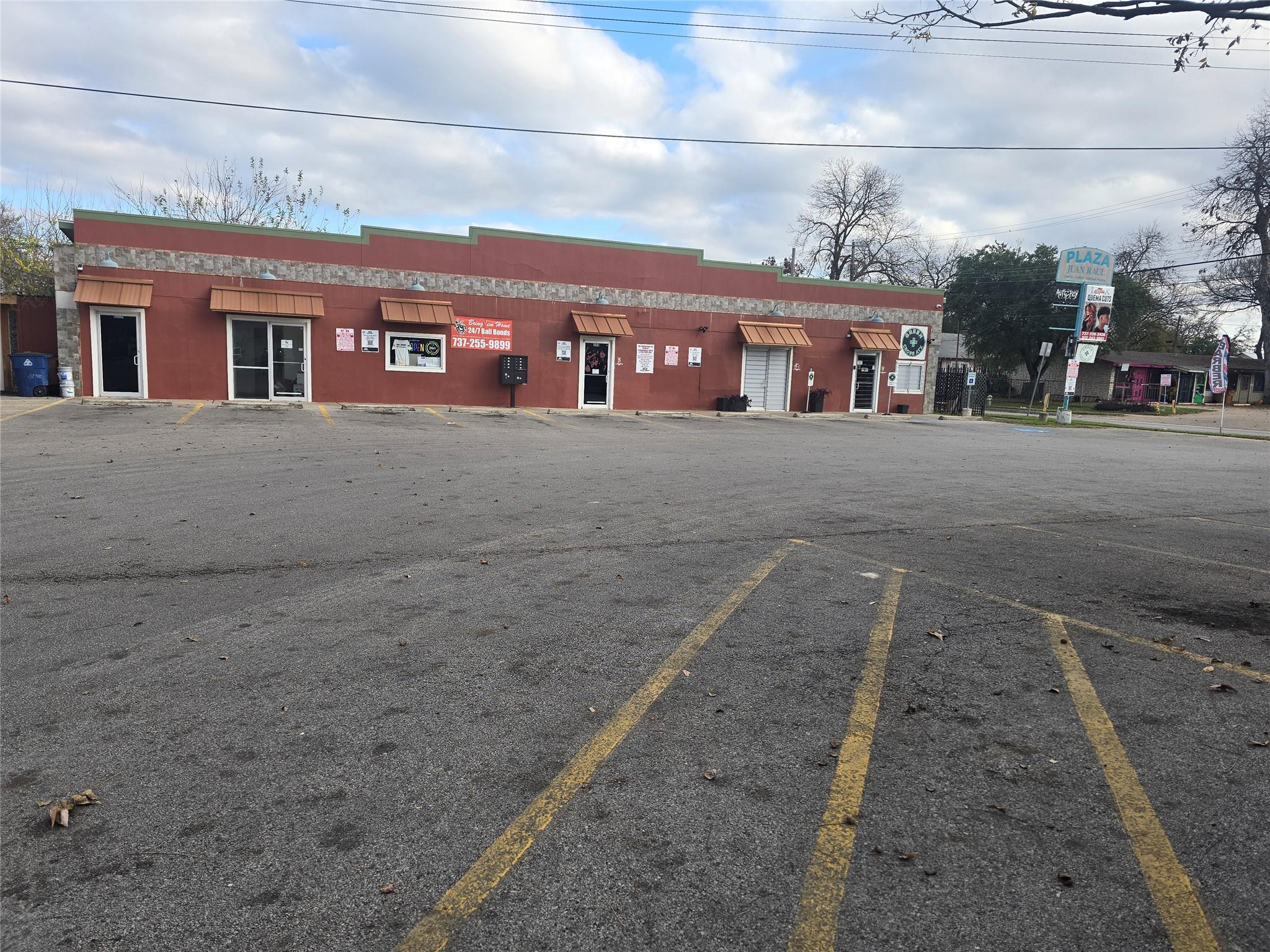 2304 E Cesar Chavez St # B, Austin, TX 78702