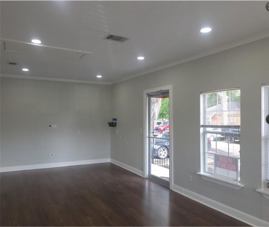 2304 E Cesar Chavez St # B, Austin, TX 78702