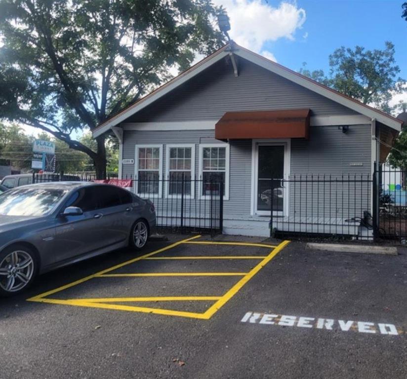 2304 E Cesar Chavez St # B, Austin, TX 78702