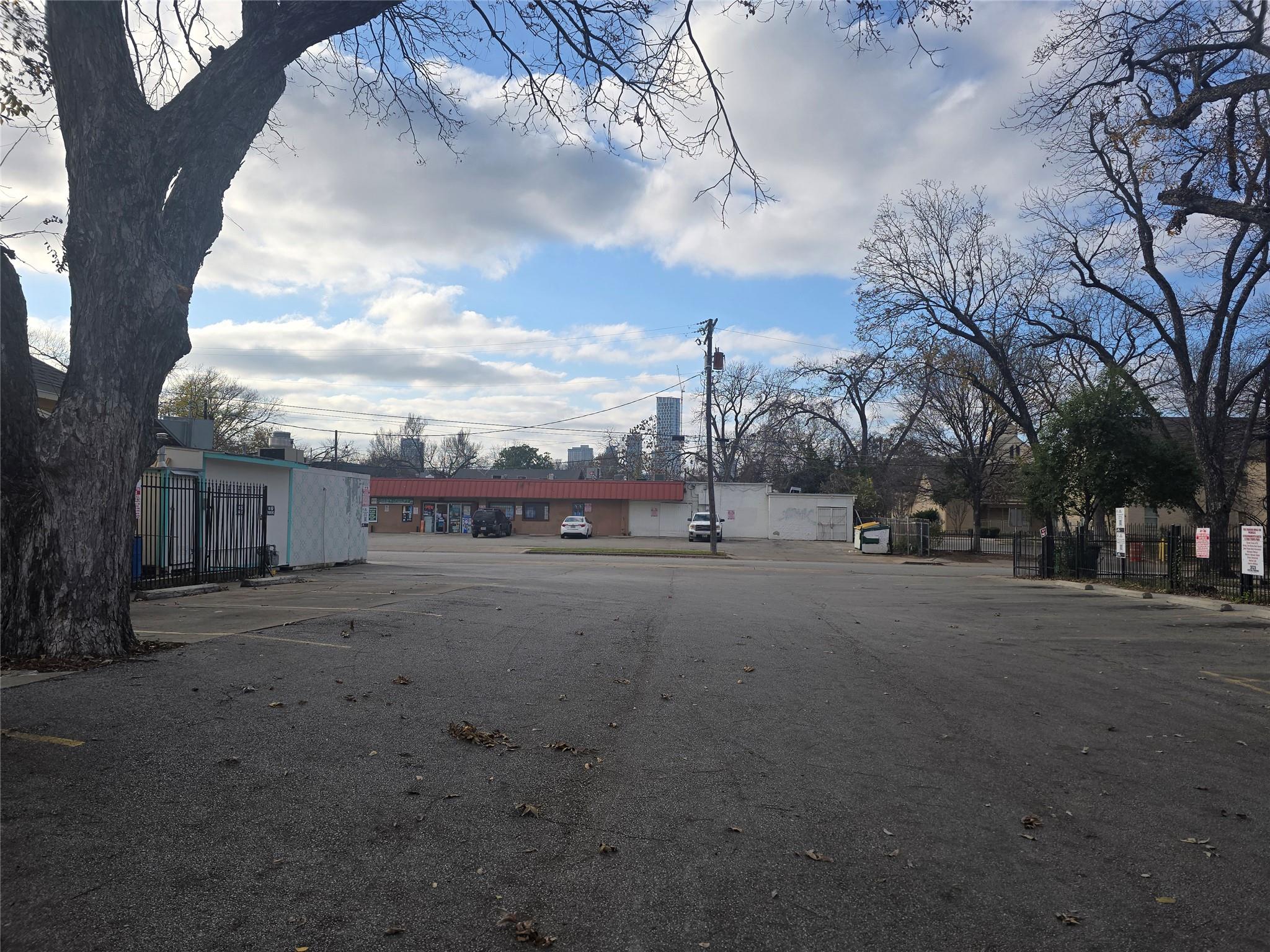 2304 E Cesar Chavez St # B, Austin, TX 78702