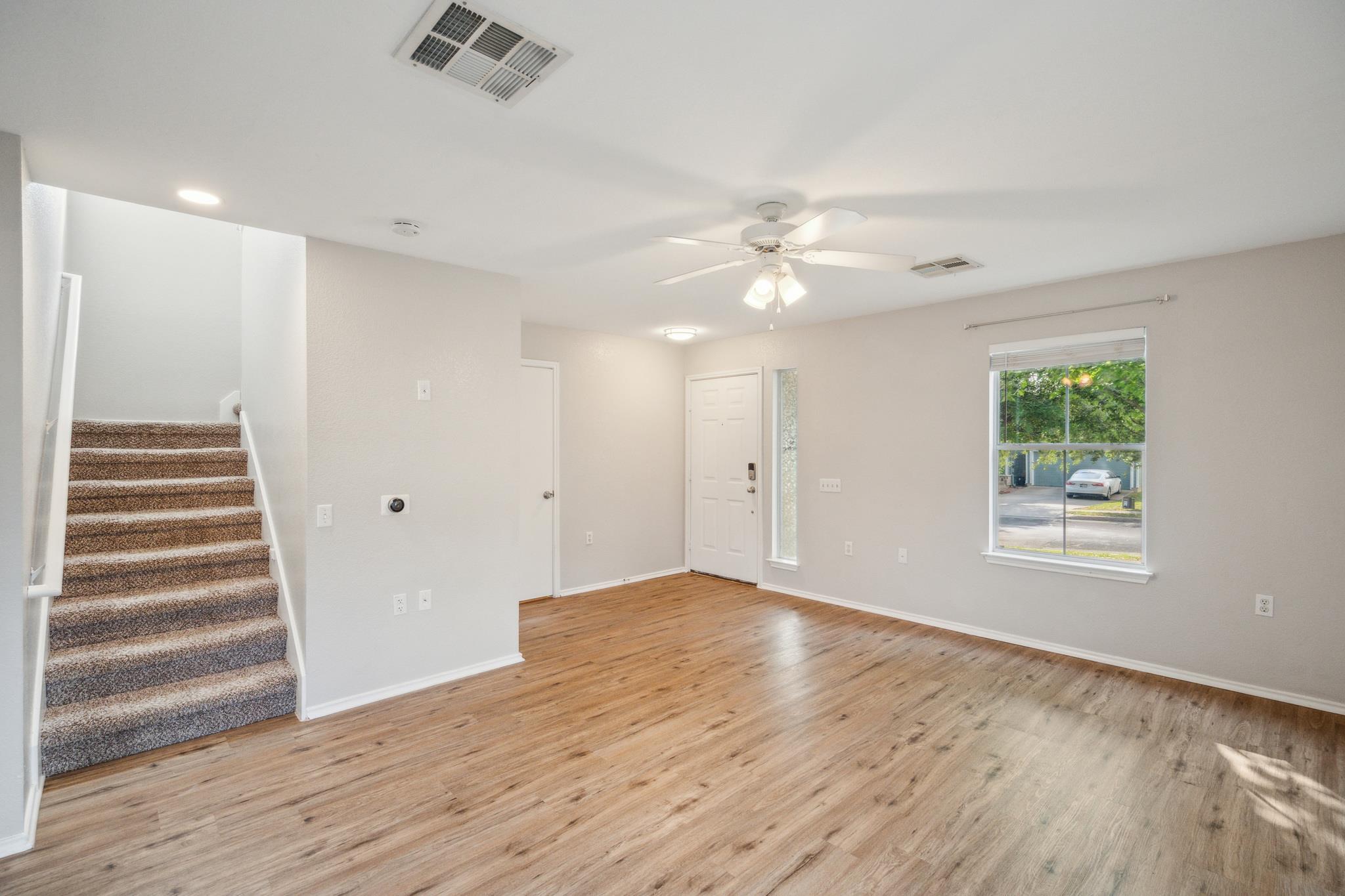 11328 Hungry Horse Dr, Manor, TX 78653