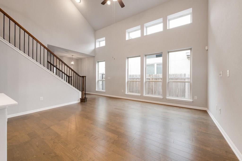 3240 E Whitestone Blvd # 18, Cedar Park, TX 78613