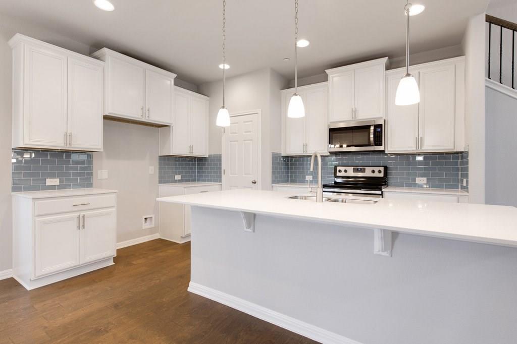 3240 E Whitestone Blvd # 18, Cedar Park, TX 78613