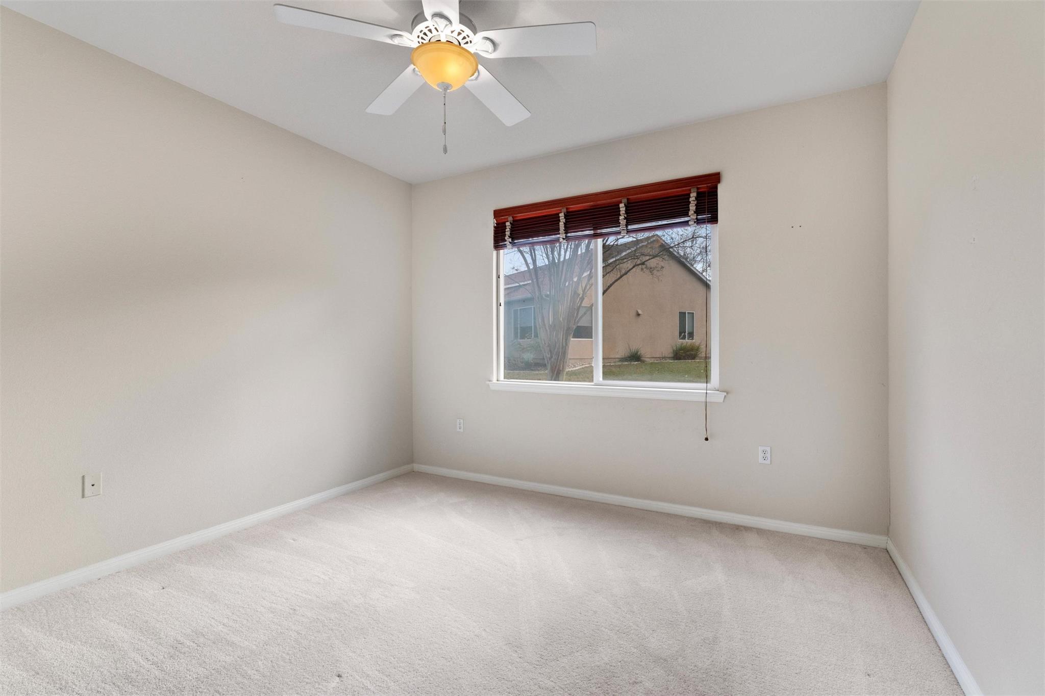 122 Nolan Dr, Georgetown, TX 78633