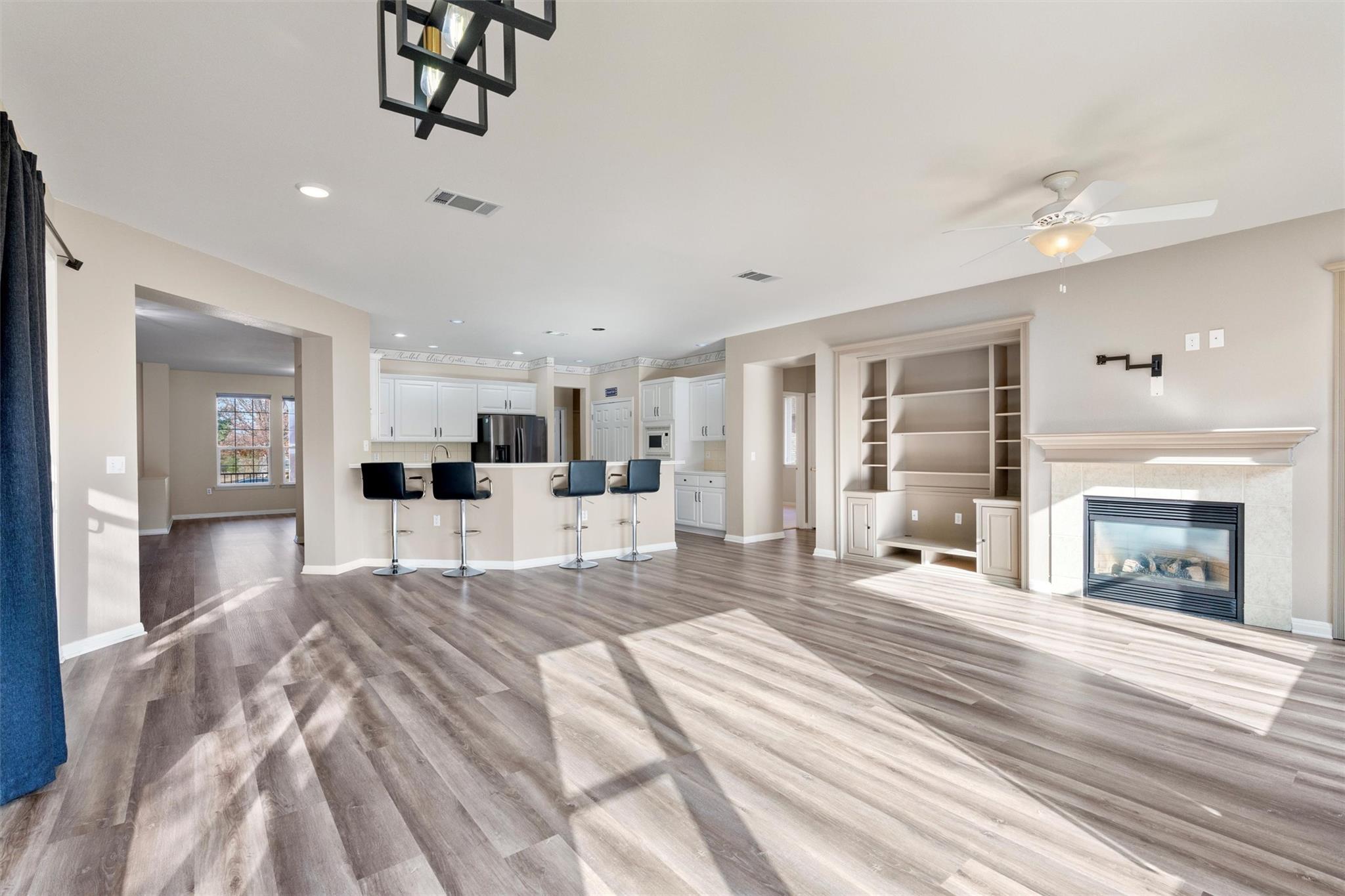 122 Nolan Dr, Georgetown, TX 78633