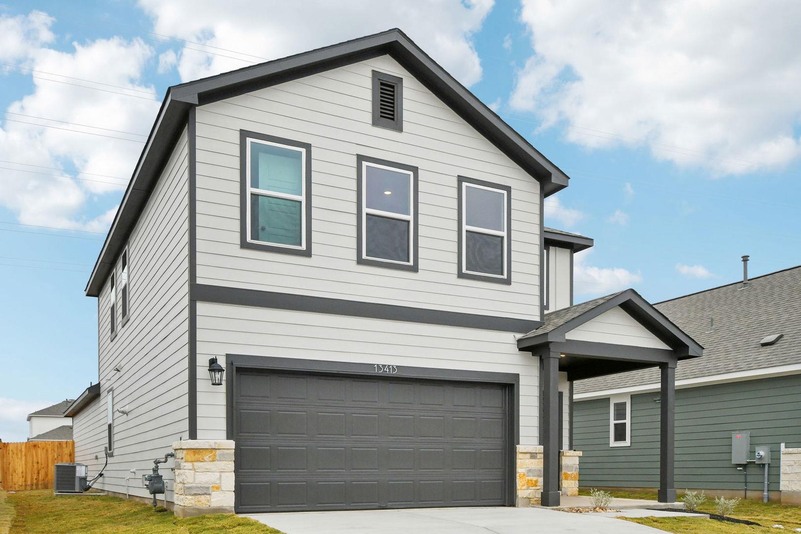 129 Two Bits Ln, Elgin, TX 78621