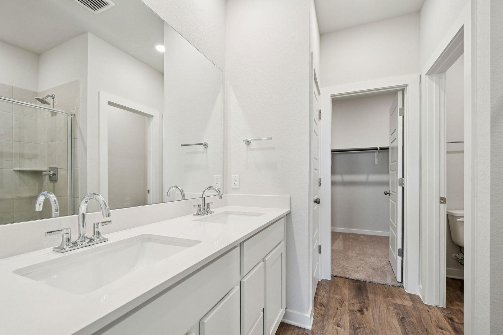 129 Two Bits Ln, Elgin, TX 78621