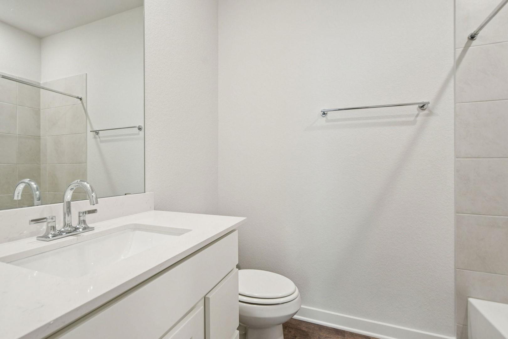 129 Two Bits Ln, Elgin, TX 78621