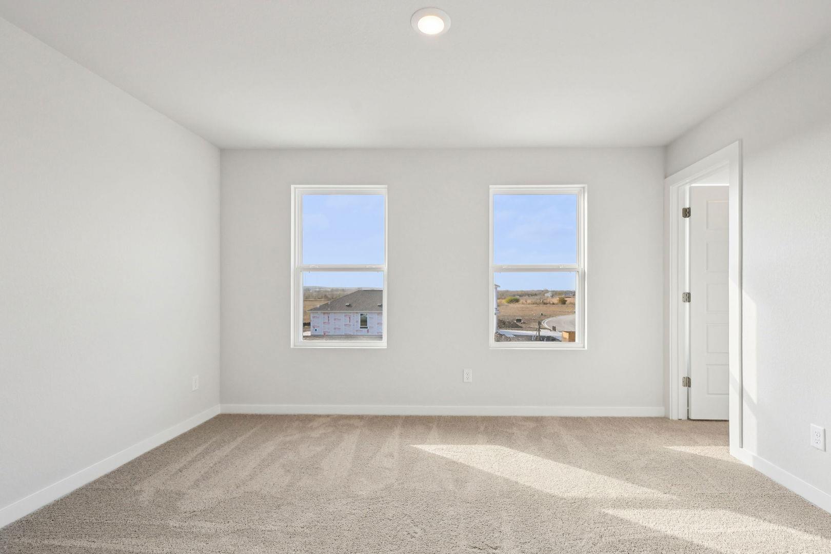 129 Two Bits Ln, Elgin, TX 78621