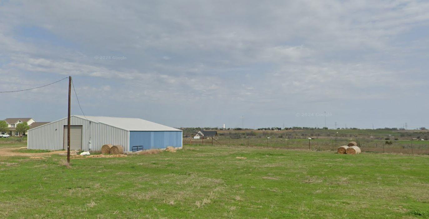 1609 Rogers Cemetery Rd, Rogers, TX 76569