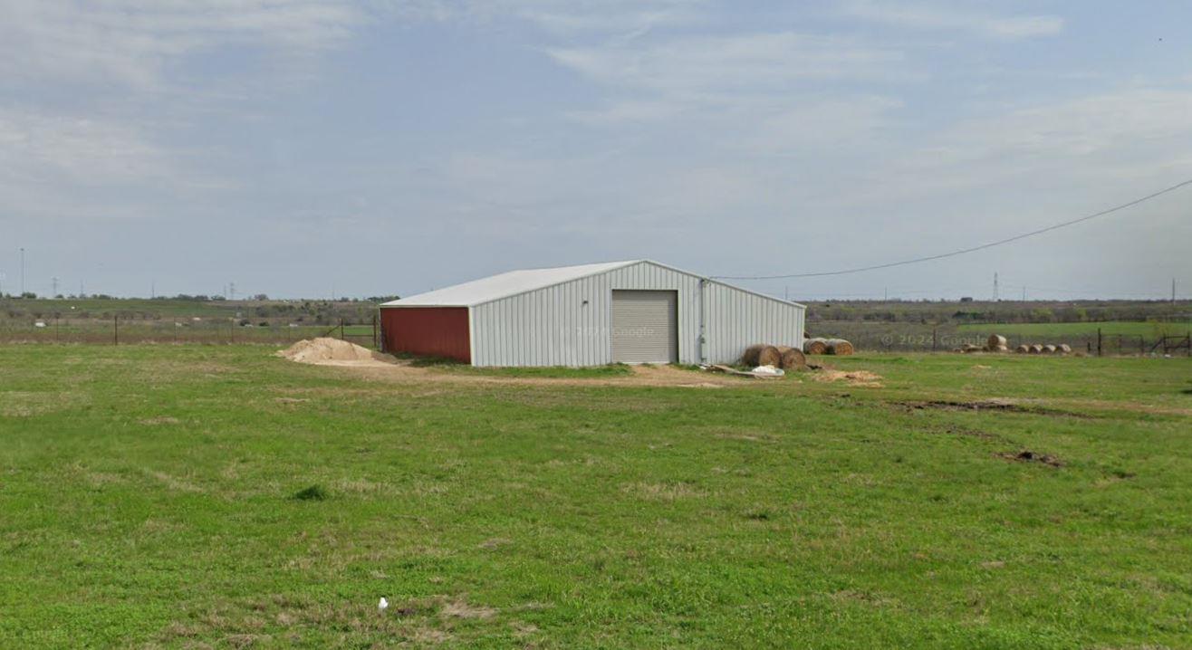 1609 Rogers Cemetery Rd, Rogers, TX 76569