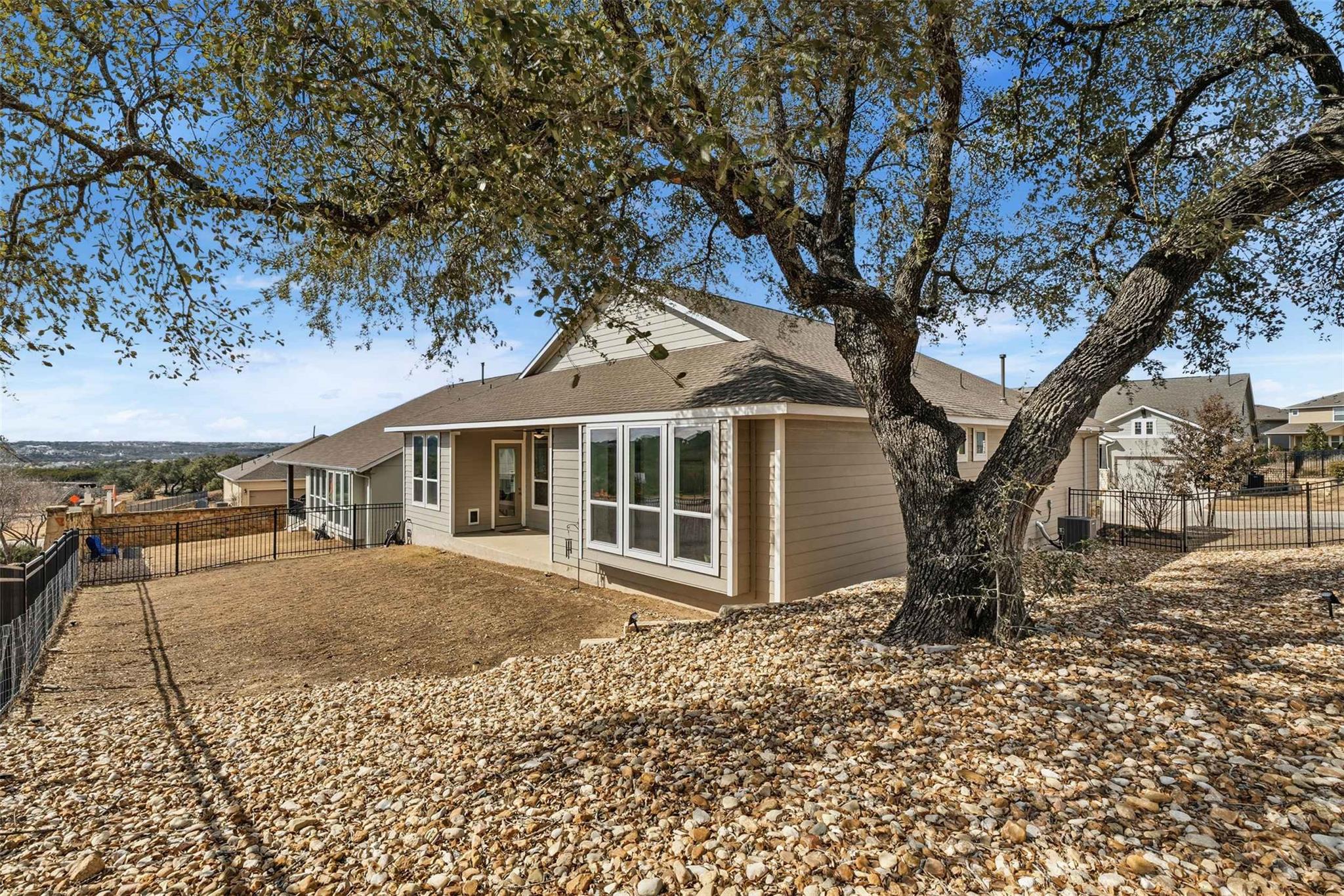 104 Corbin Ave, Georgetown, TX 78628