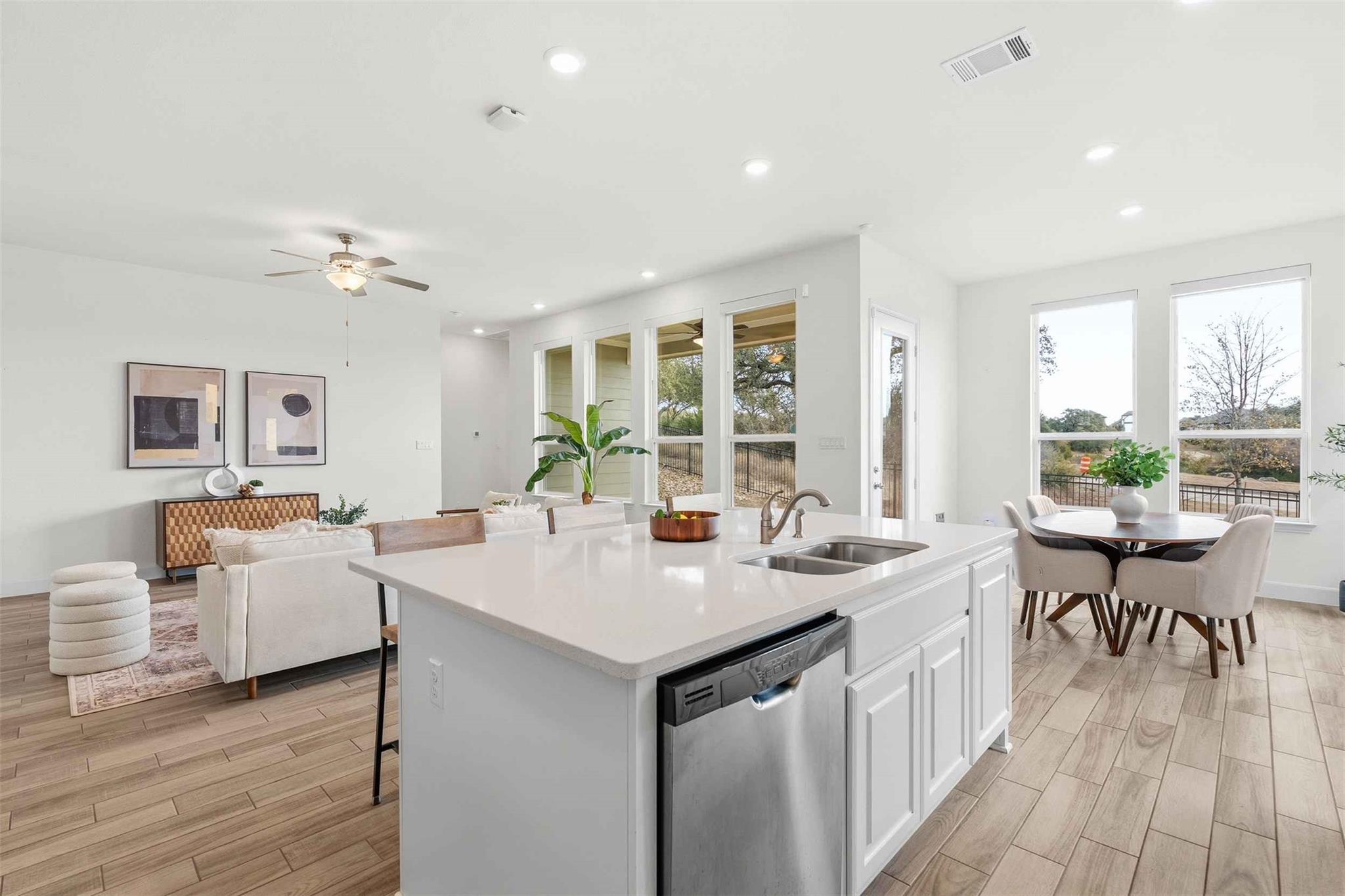 104 Corbin Ave, Georgetown, TX 78628