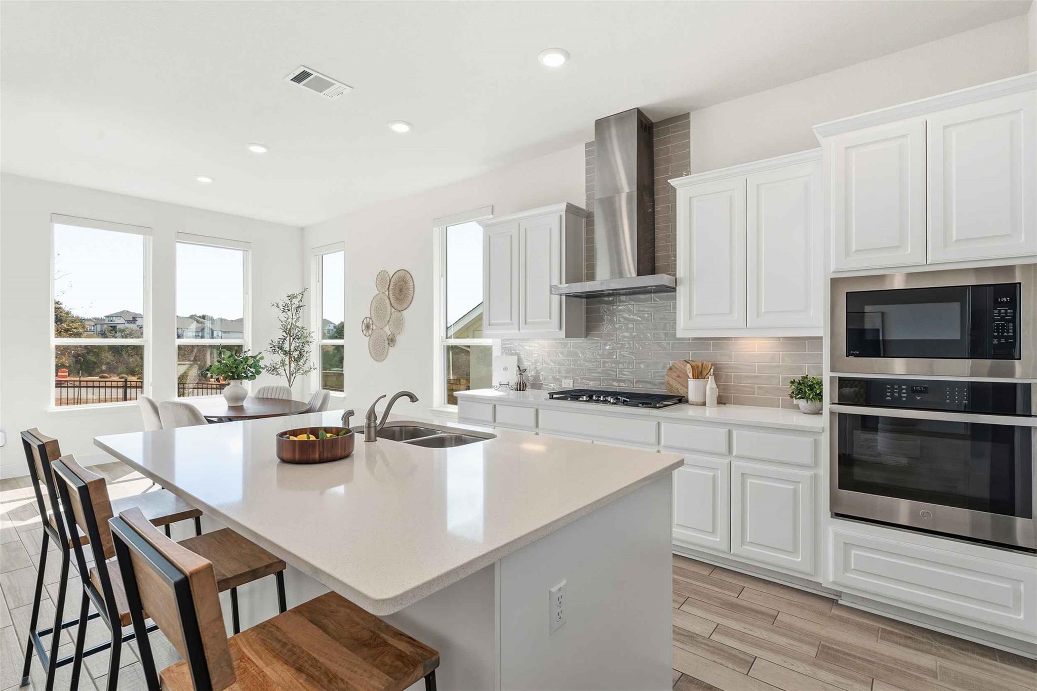 104 Corbin Ave, Georgetown, TX 78628