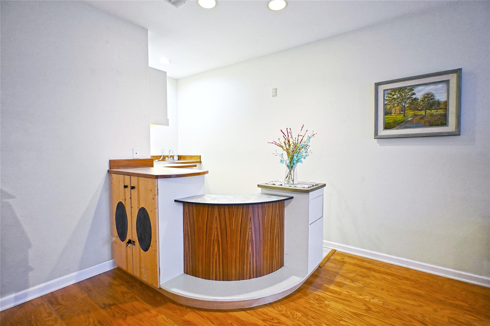 240 Oak Ct, New Braunfels, TX 78132