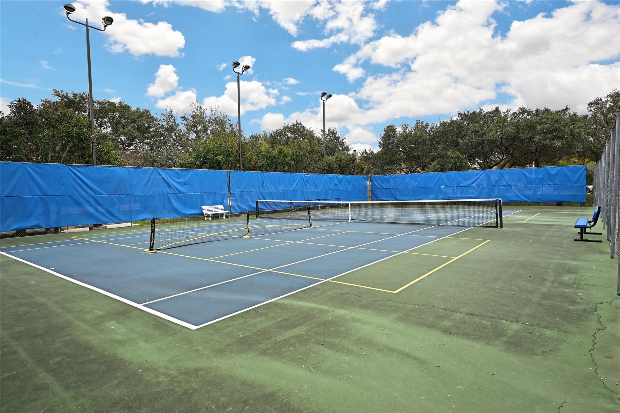 240 Oak Ct, New Braunfels, TX 78132