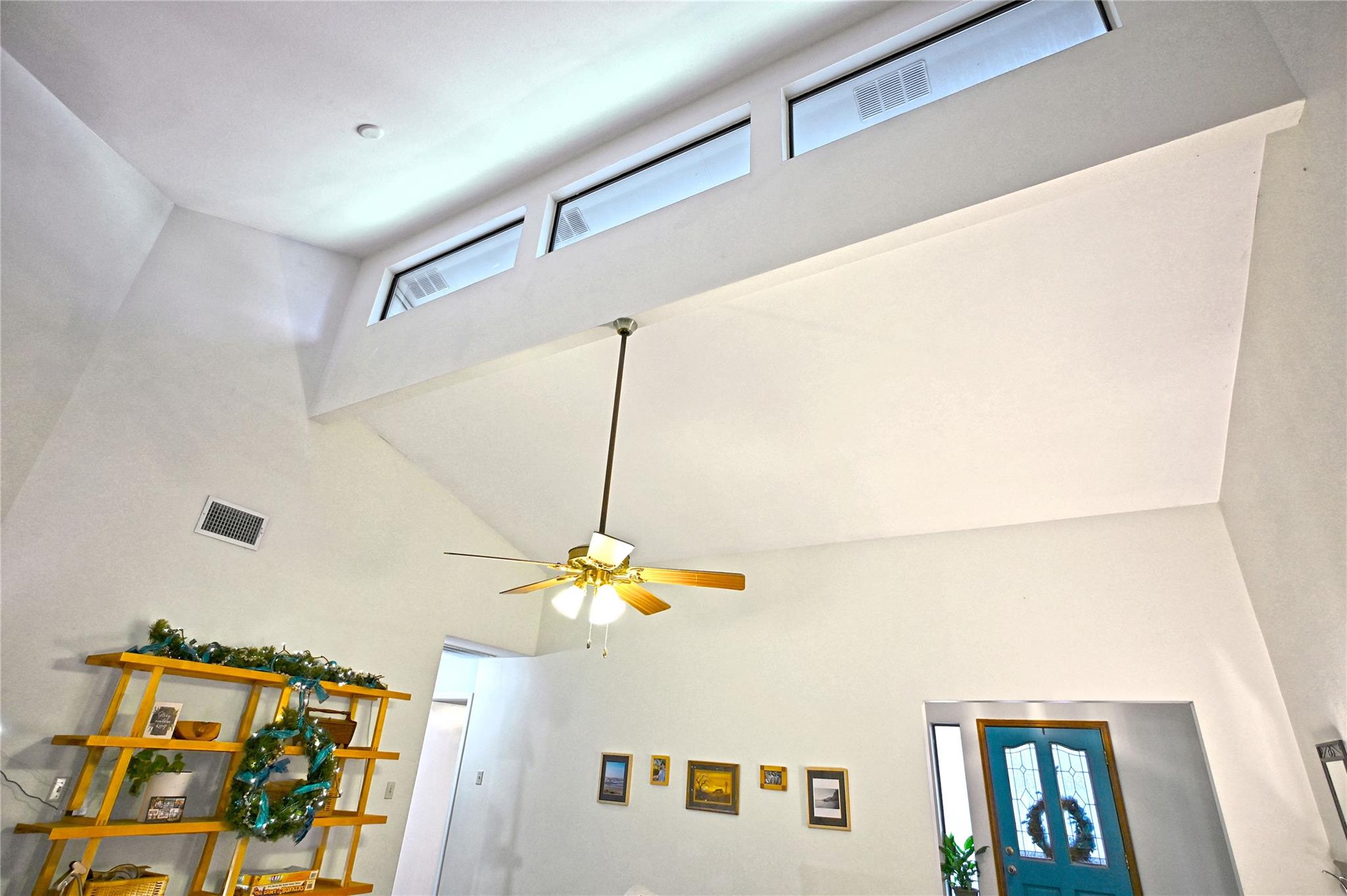 240 Oak Ct, New Braunfels, TX 78132