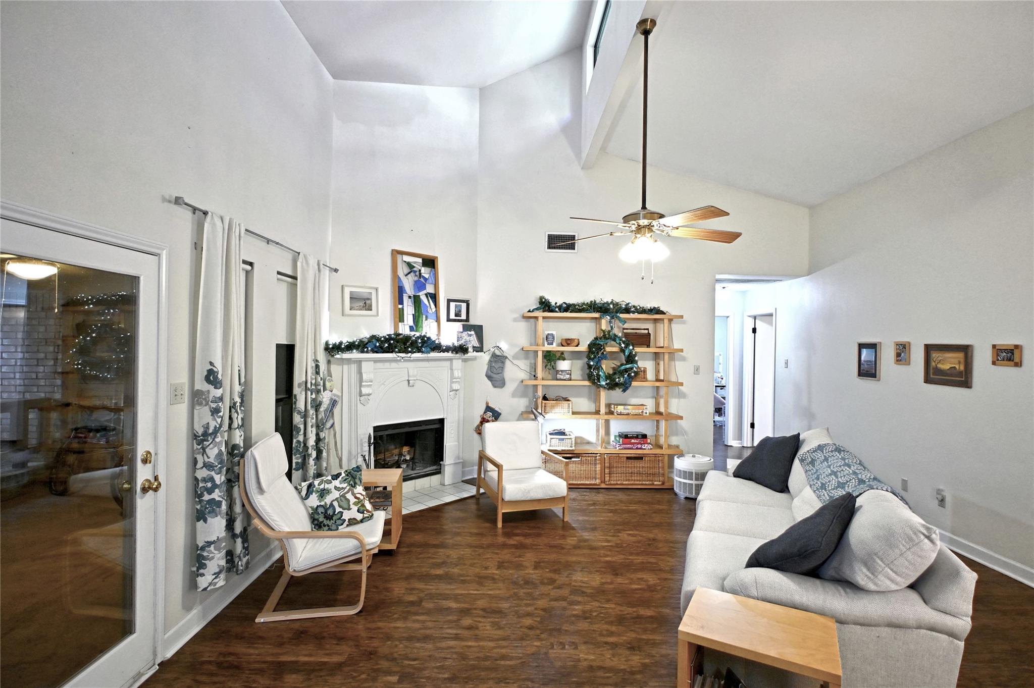 240 Oak Ct, New Braunfels, TX 78132