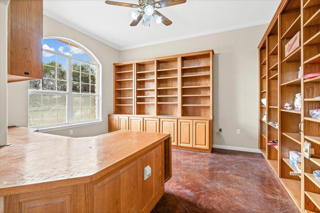 101 Valley Vista Rd, Wimberley, TX 78676