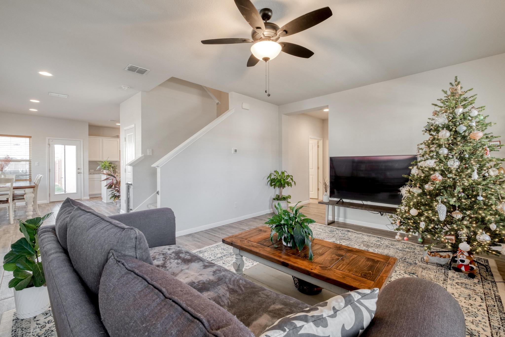 241 Arabian Colt Dr, Georgetown, TX 78626