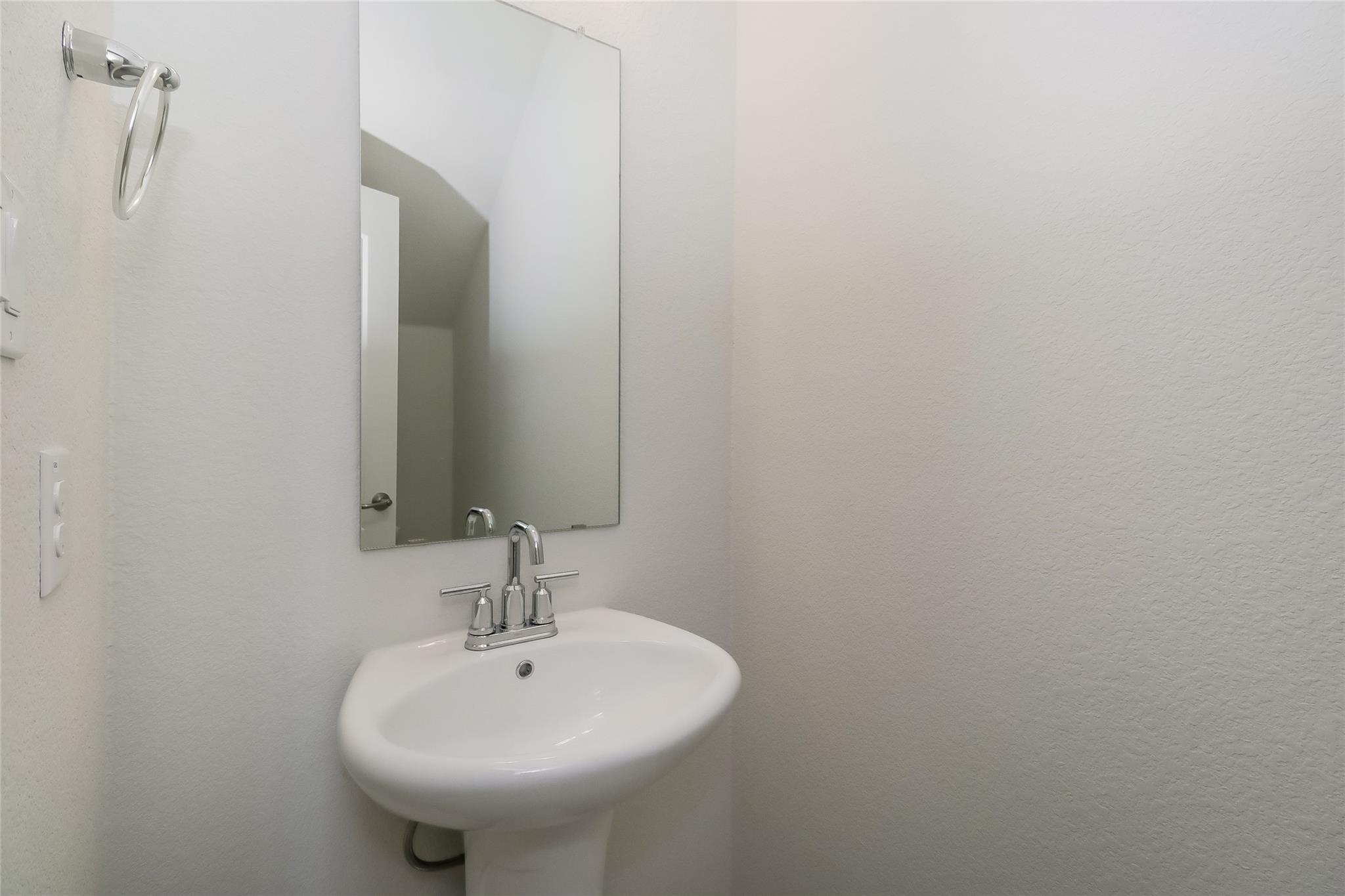 530 Ansley Ct, Taylor, TX 76574