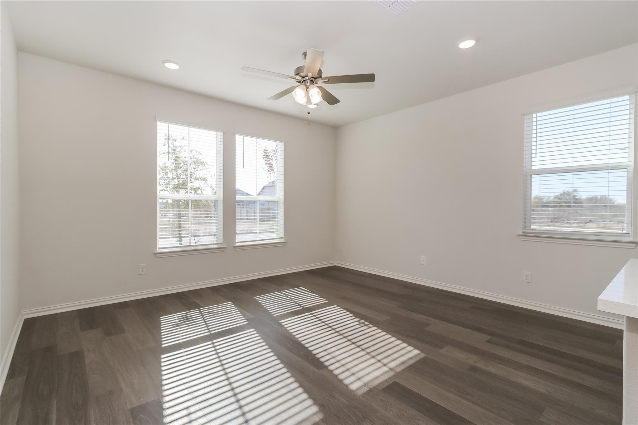 530 Ansley Ct, Taylor, TX 76574