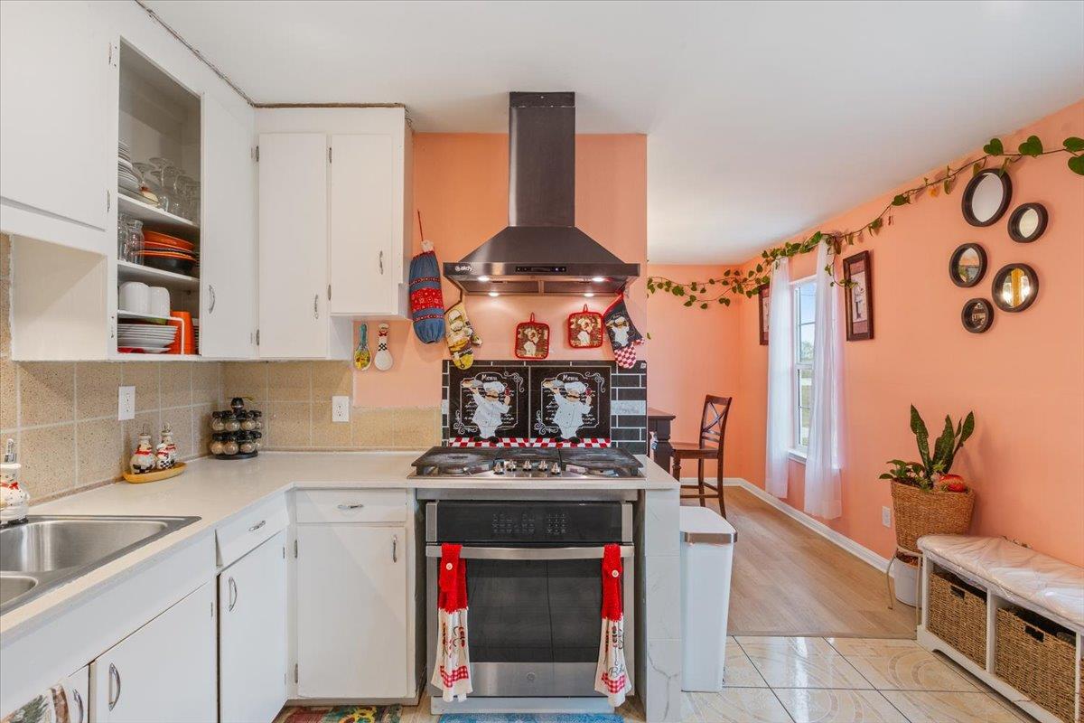 50 Dusty Dam Rd, Coupland, TX 78615