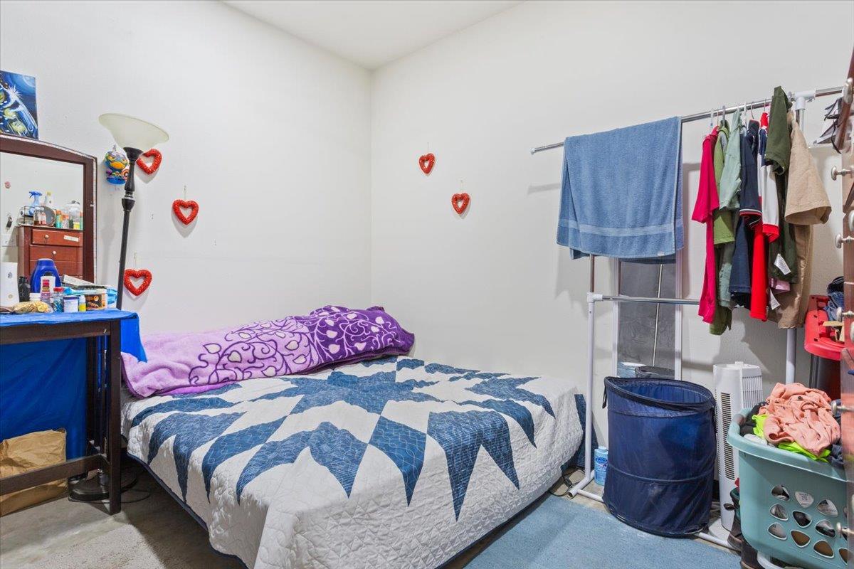 50 Dusty Dam Rd, Coupland, TX 78615