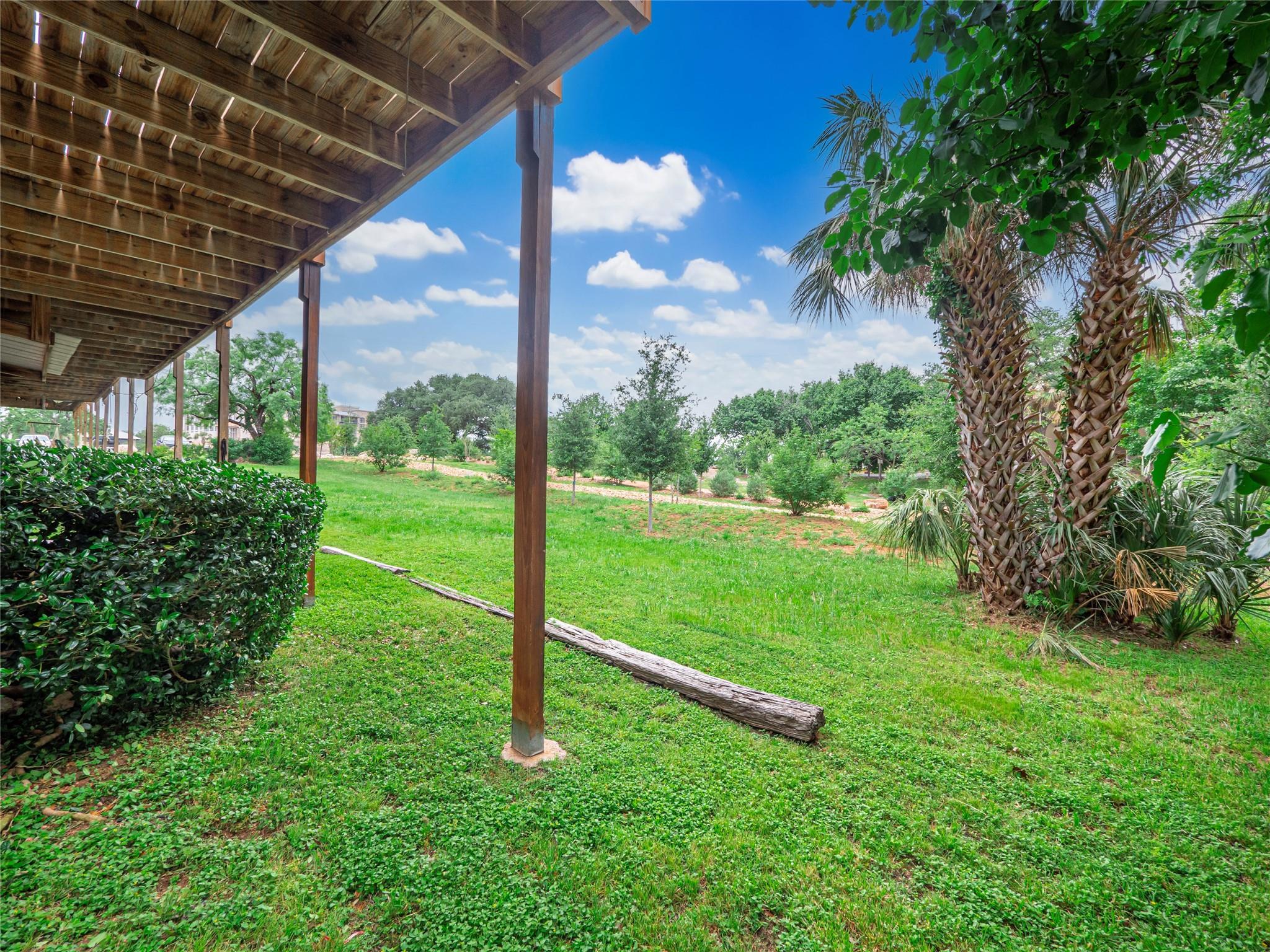 704 Horseshoe Bay Blvd # L, Horseshoe Bay, TX 78657
