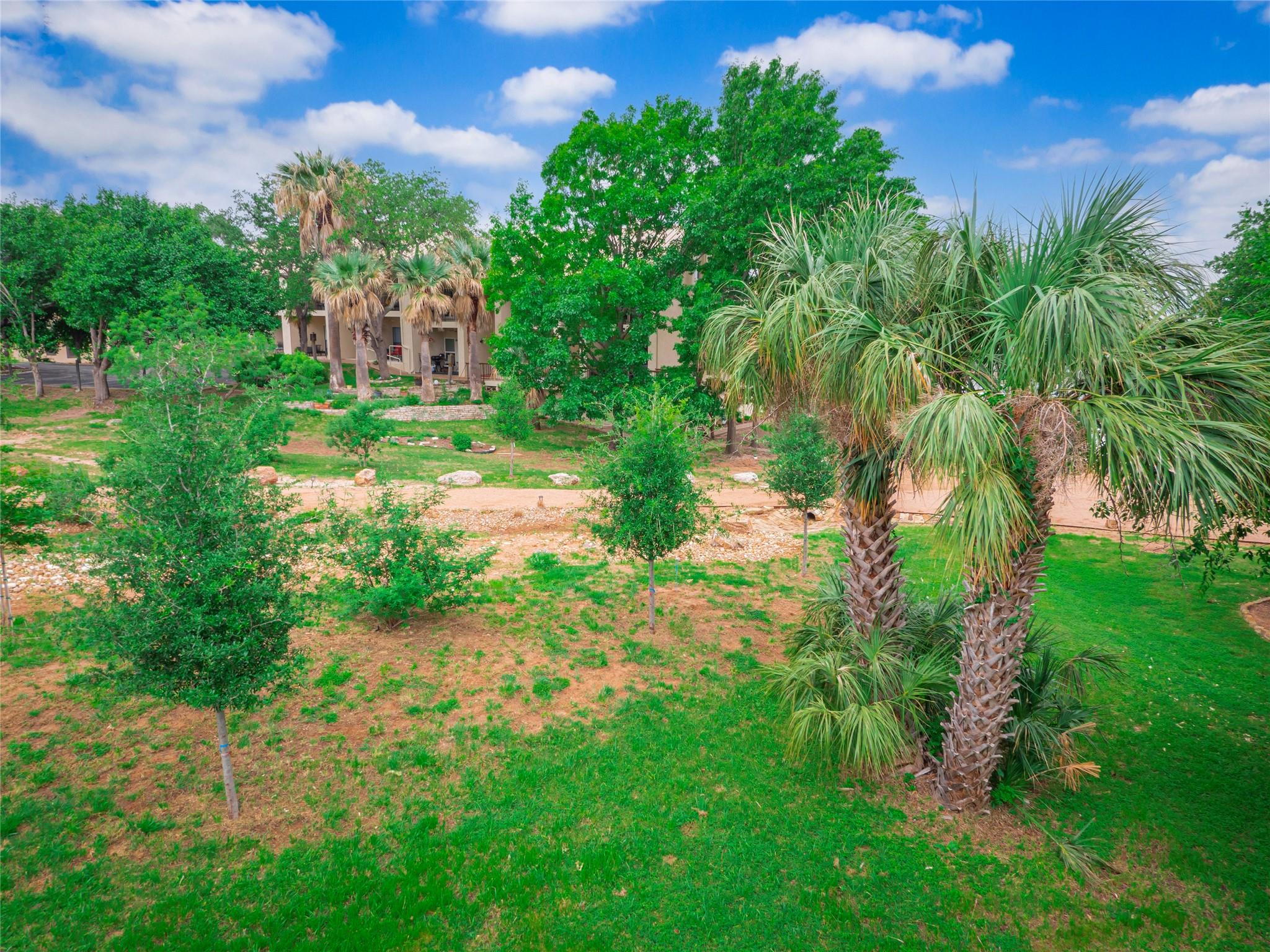 704 Horseshoe Bay Blvd # L, Horseshoe Bay, TX 78657