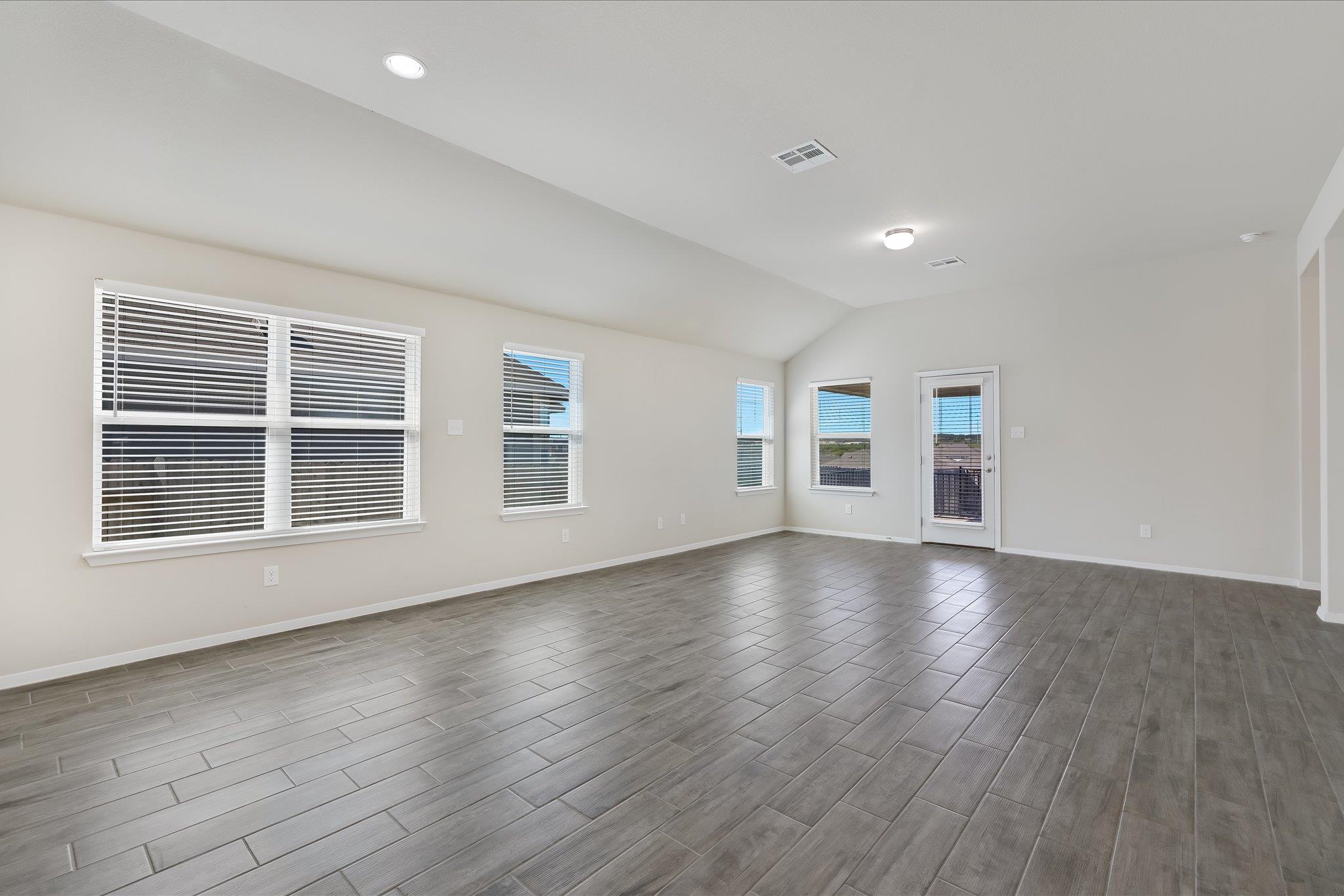 201 Spiny Lizard Ln, San Marcos, TX 78666